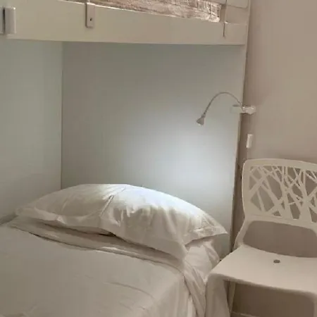 아파트 Two Bedroom Bivouac *